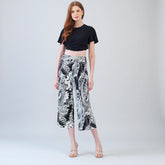 Abstract Crop Gaucho Pant