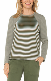 Long Slv Crew Neck Knit Top W/ Seaming