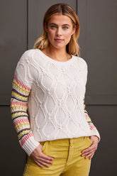 INTARSIA CREW NECK SWEATER
