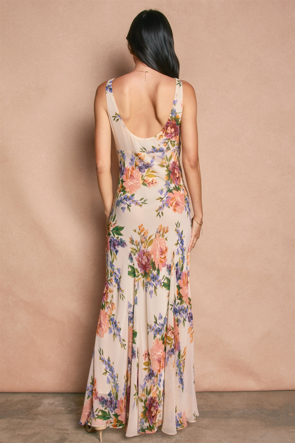 Delicate Crowl Neck Dress
