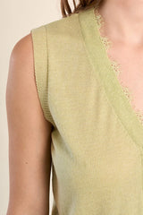 V-neck Vest without Sleeves