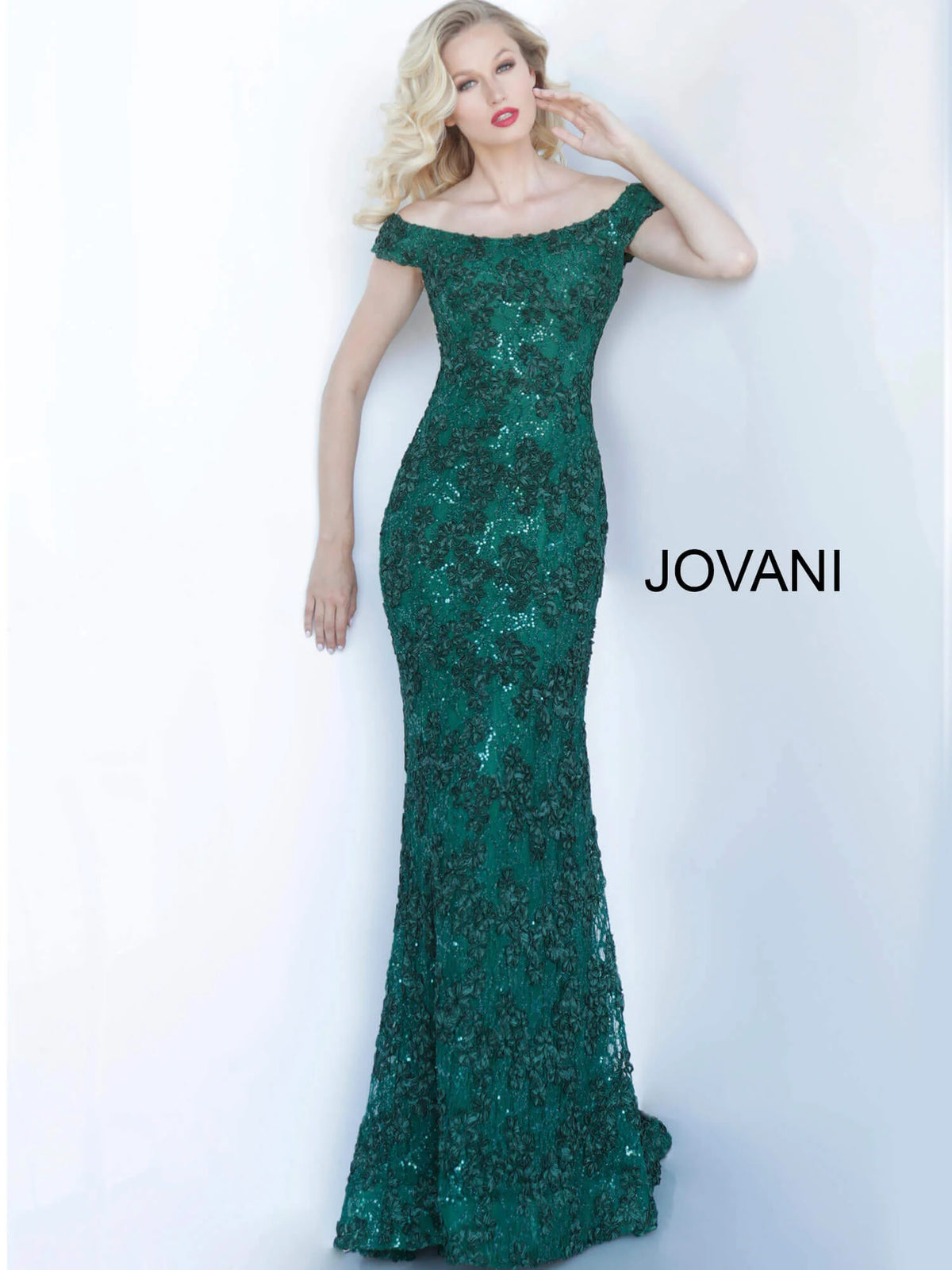 Jovanin Jovani 1910B – Lola's on 3rd