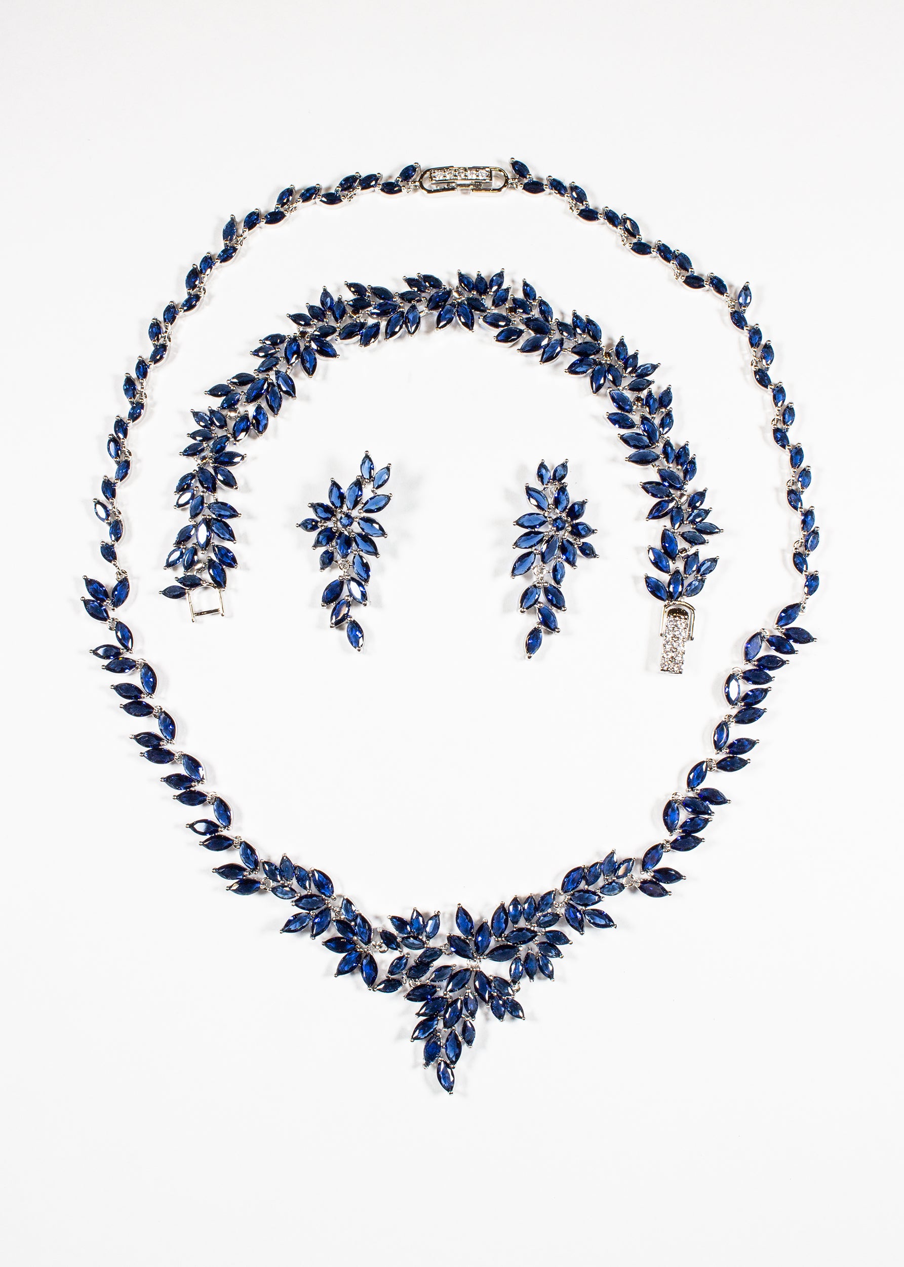 WGD Leaf-inspired Necklace