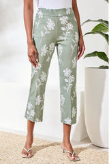 Printed Bengaline Pull On Capri Pants