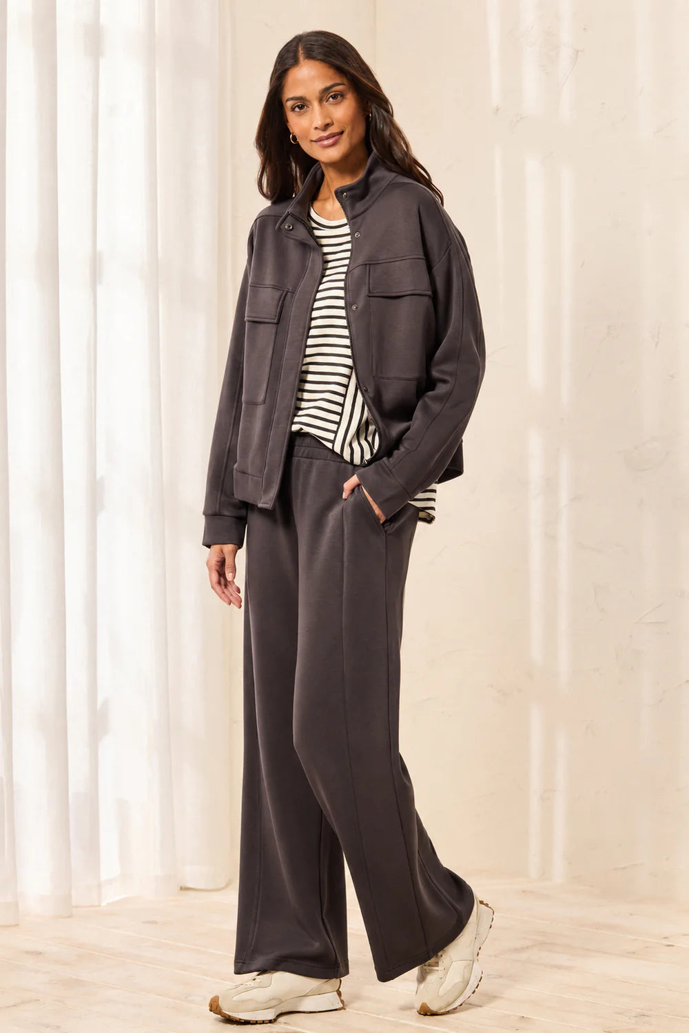 Pull On Wide Leg Joggers
