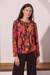 L/S Crew Neck w/ Side Ruching
