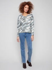 Printed V-Neck Knit Top