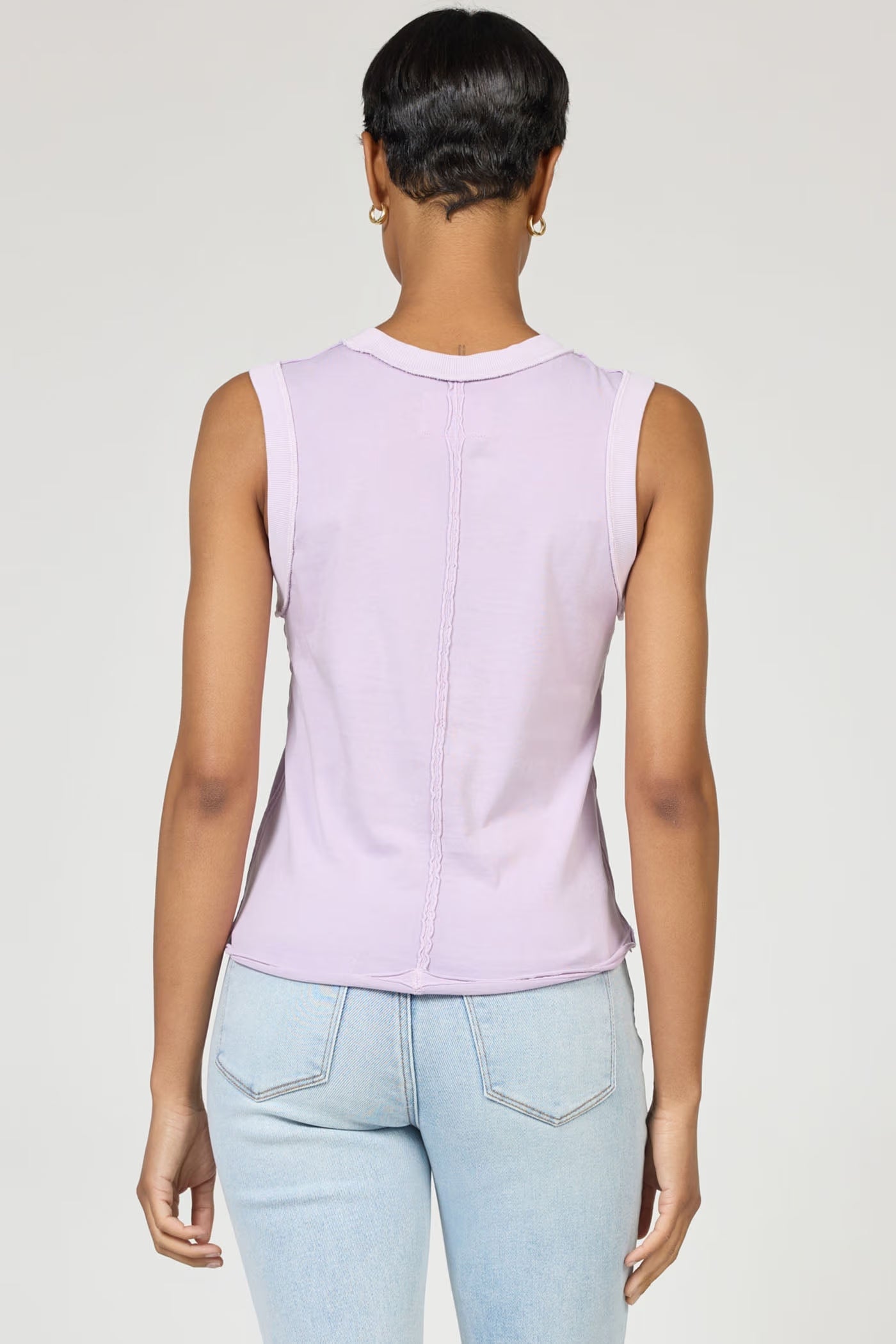 Zo Crewneck Sleeveless Top