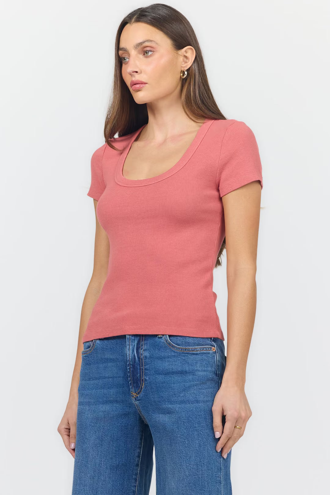 Journee Scoop Neck Ribbed Tee