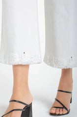 Stride Wide Leg Crop W. Embroidered Hem