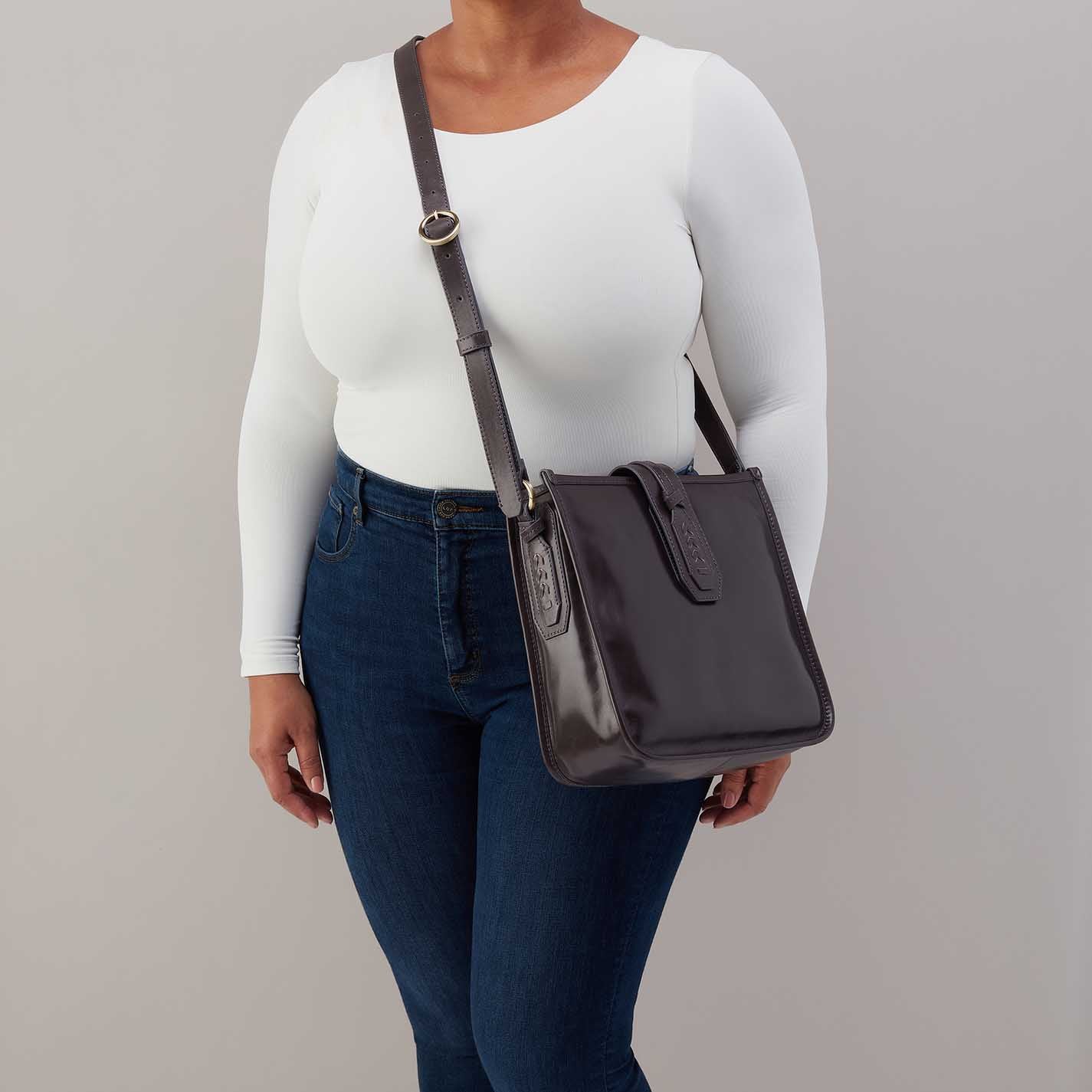 Expedition Medium Crossbody