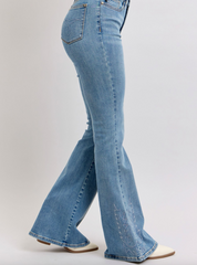 HW Western Embroidery Detail Flare