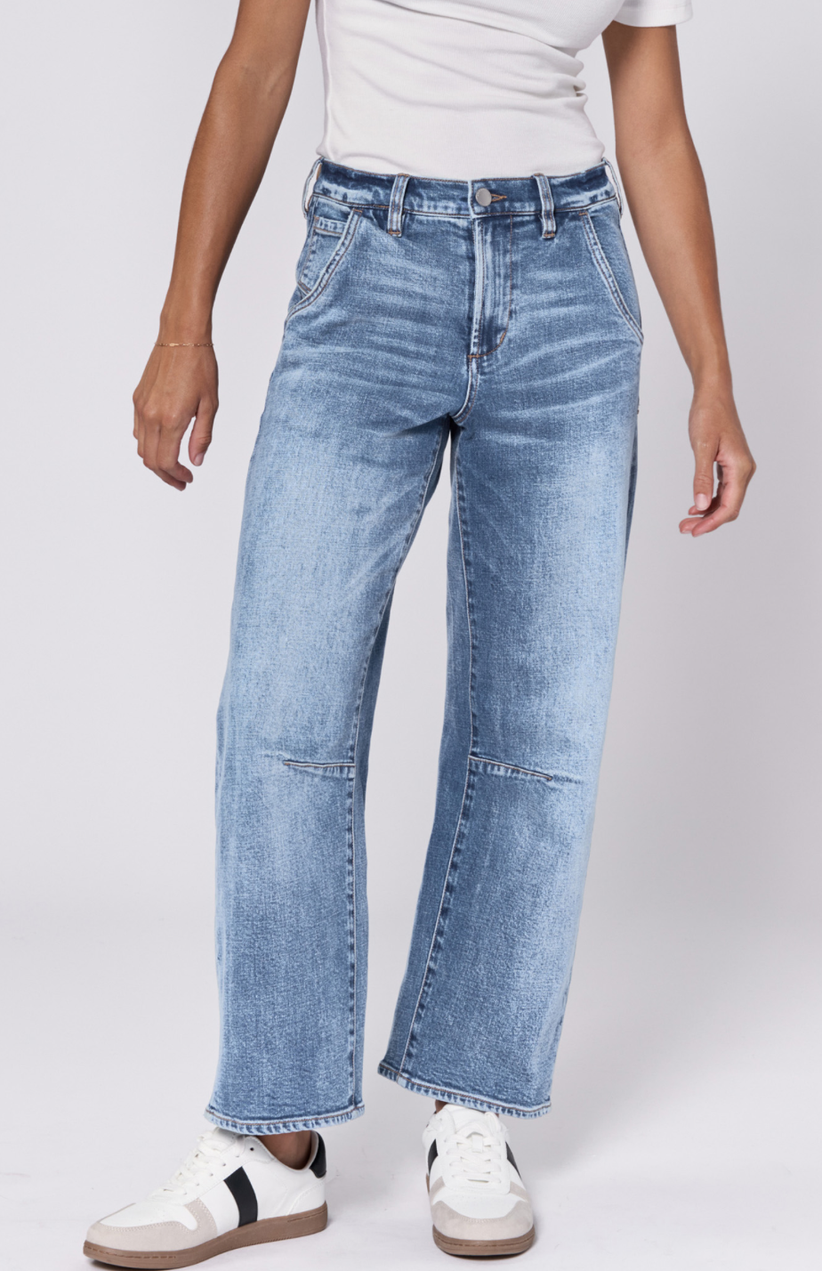 Lasso Cropped Loose Fit Denim