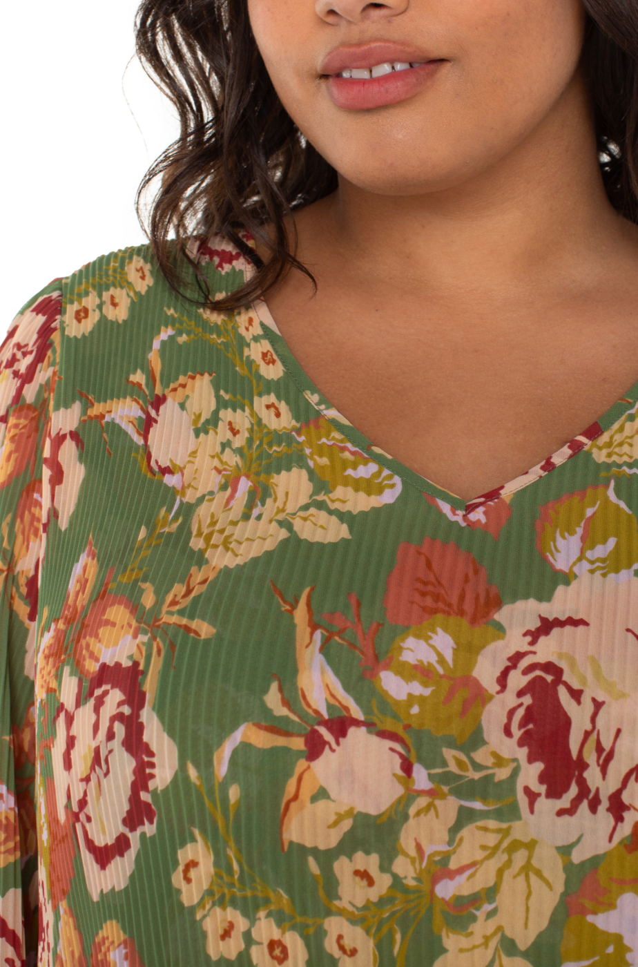 Long Sleeve V-neck Pleated Top