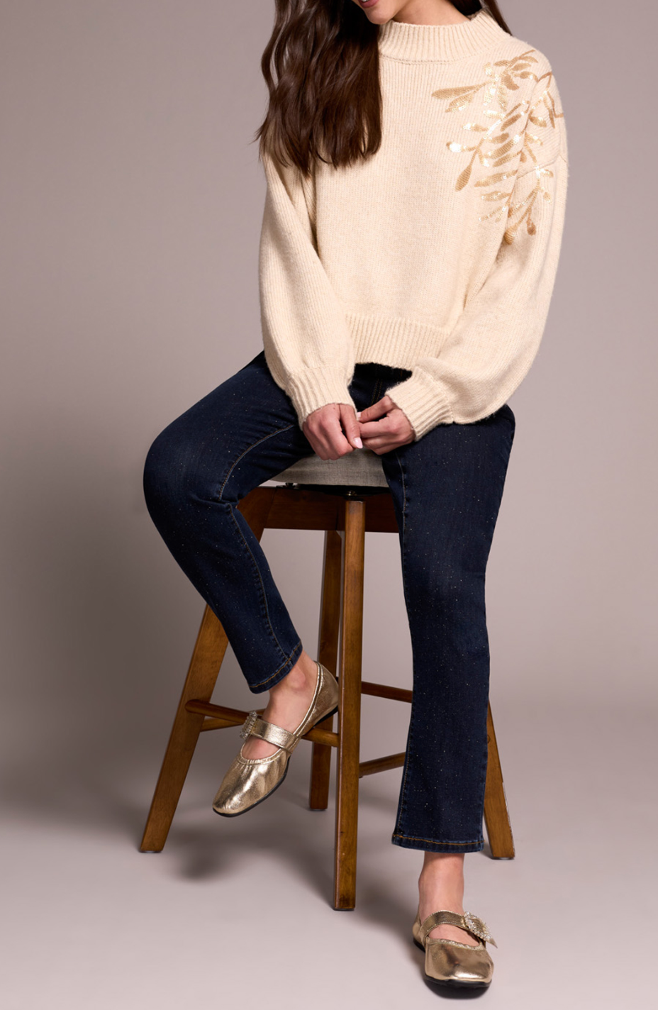 Mock Neck Sweater w Sequins