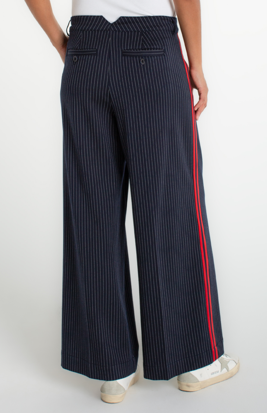 Wide Leg Pleated Trouser w/ Side Stripe