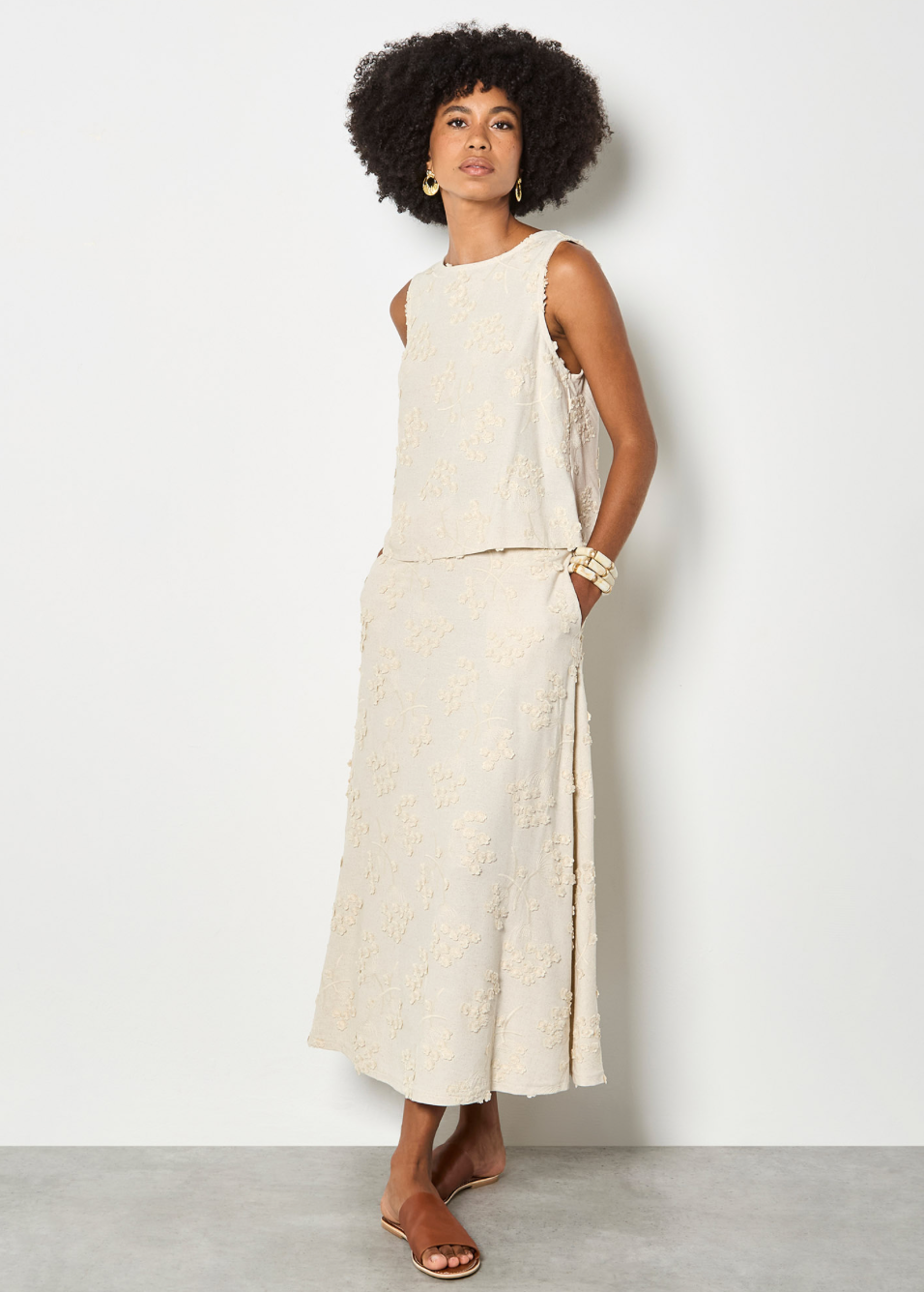 Floral Embroidered Linen Skirt