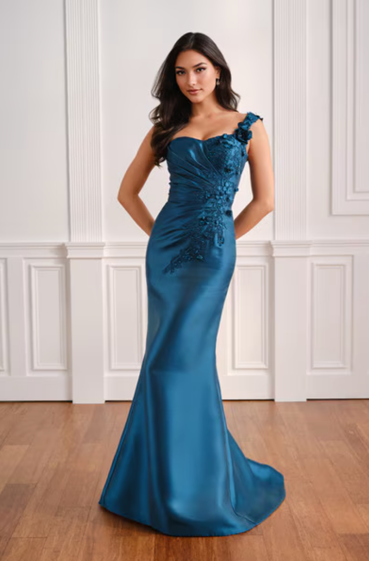 Mon Cheri Social UM102