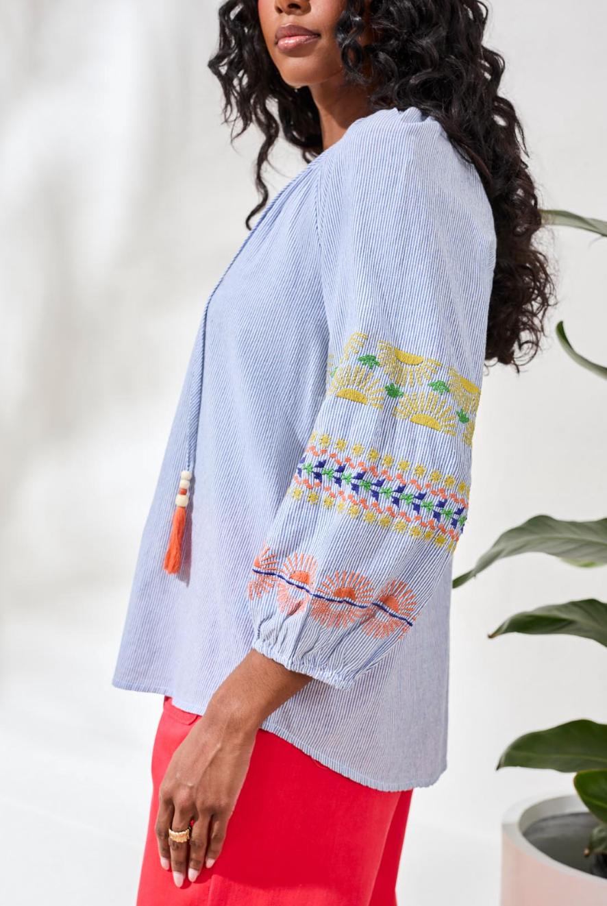 3/4 Sleeve Blouse w Embroidery