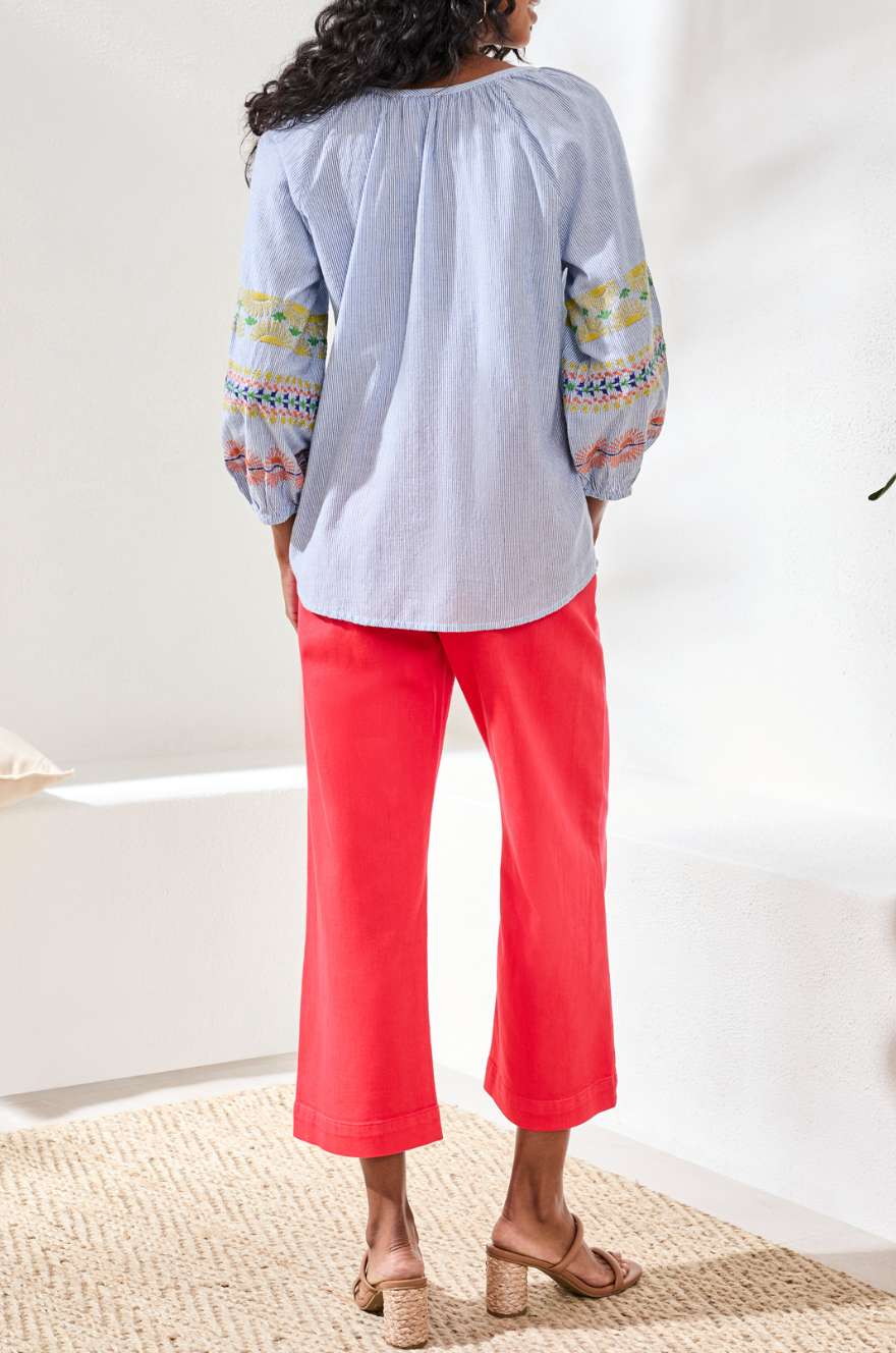 3/4 Sleeve Blouse w Embroidery