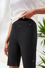 FLATTEN IT® Pull On Bermuda Shorts