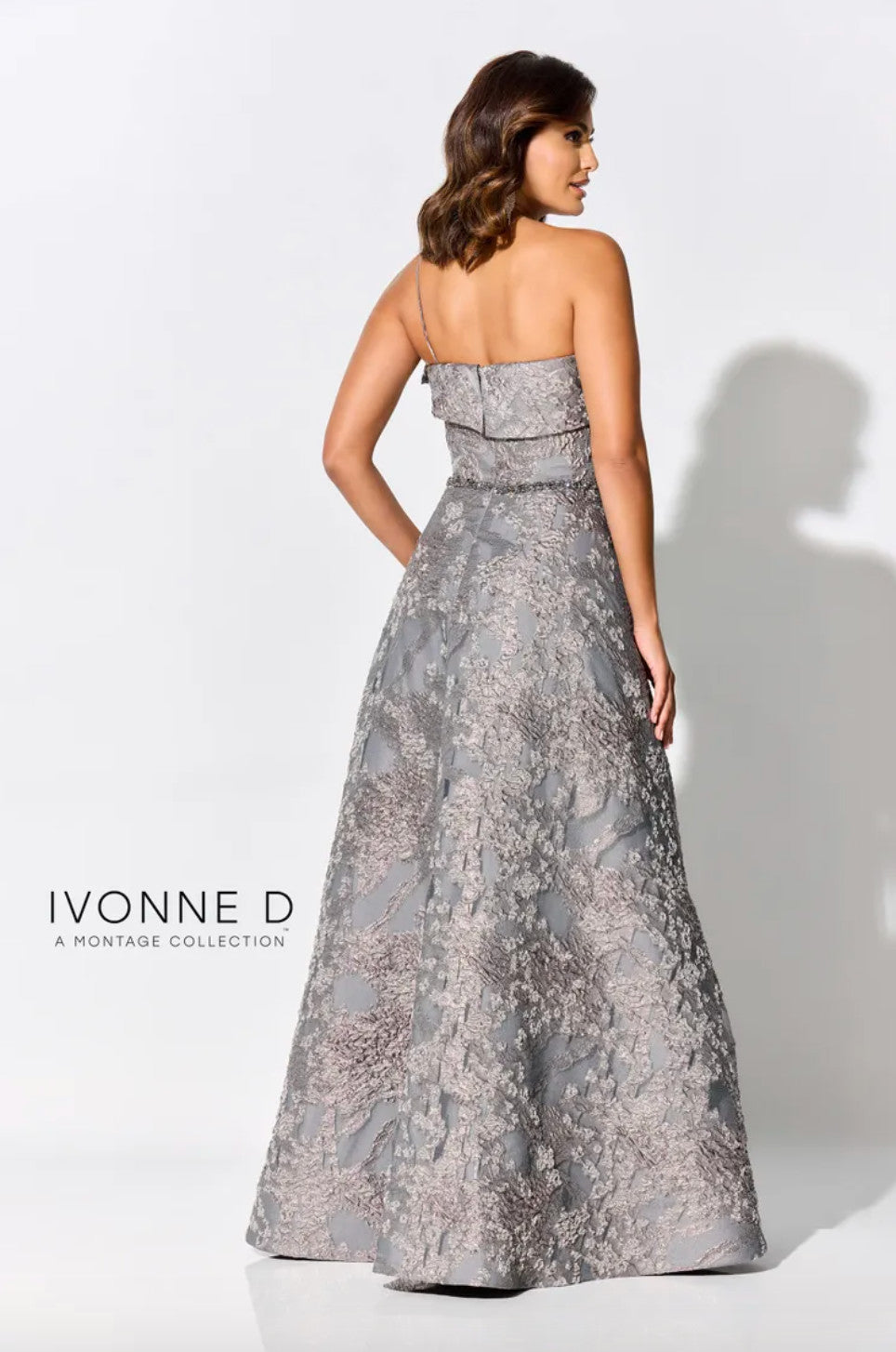 Ivonne D ID304
