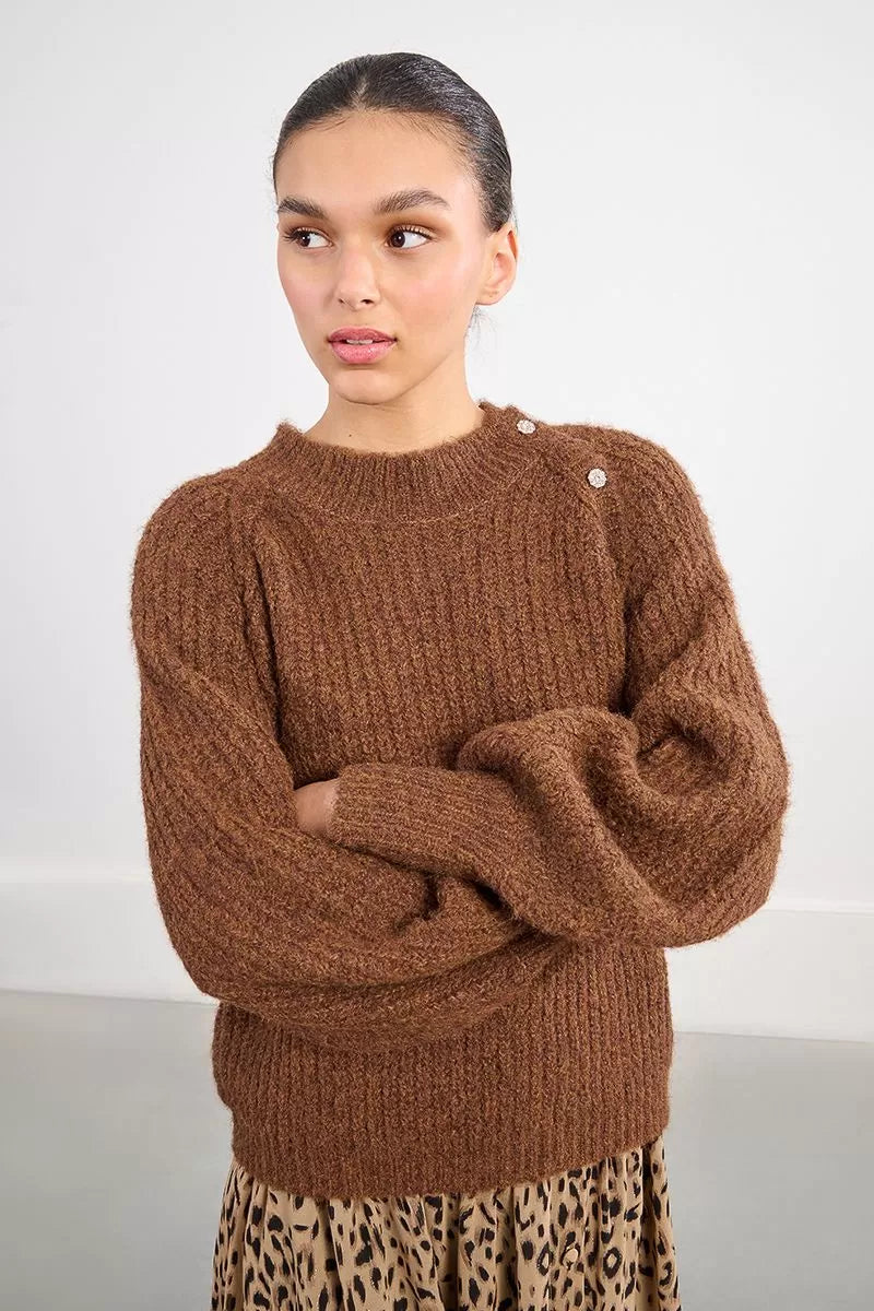 Oversized Knit Sweater w Buttons
