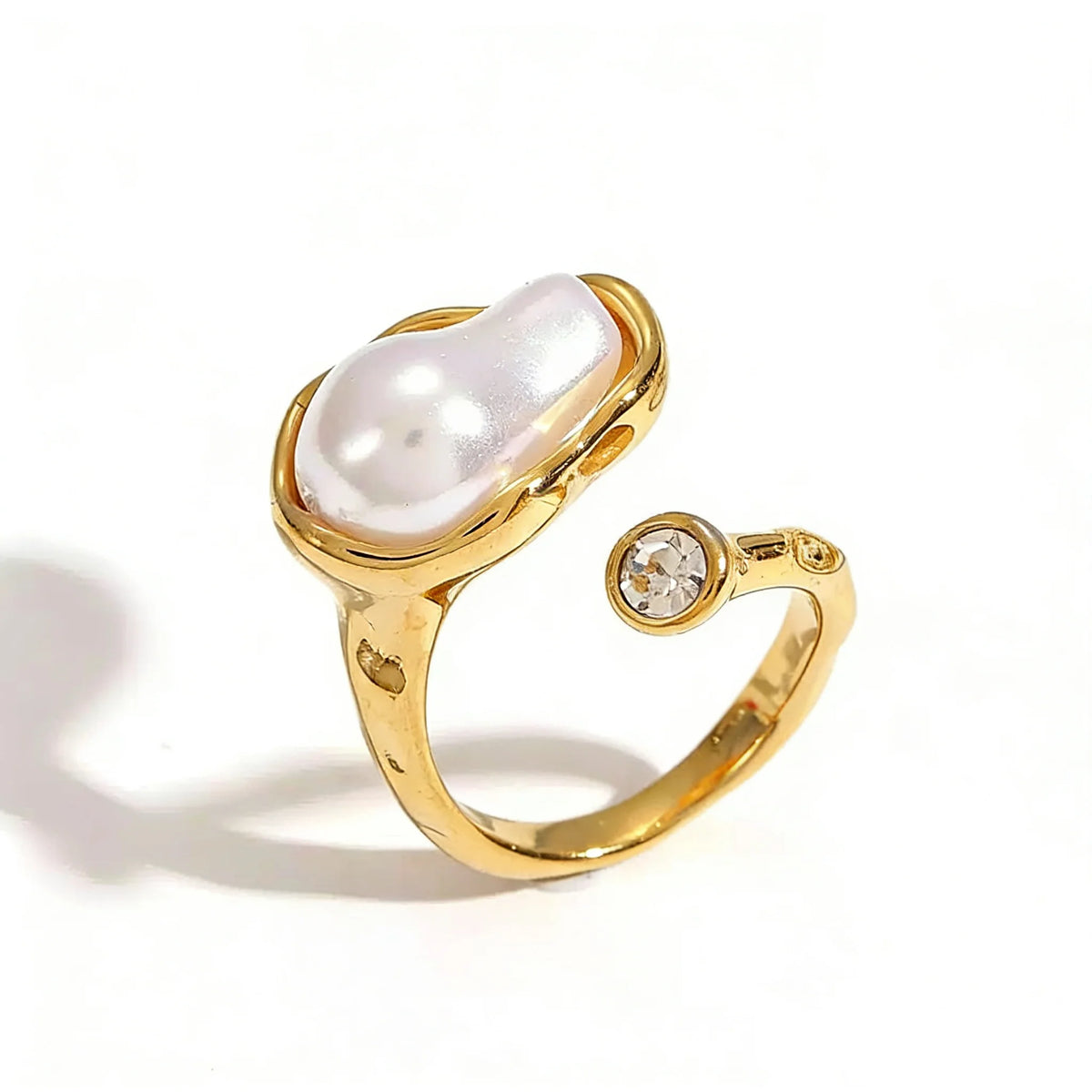 Everly Pearl Ring