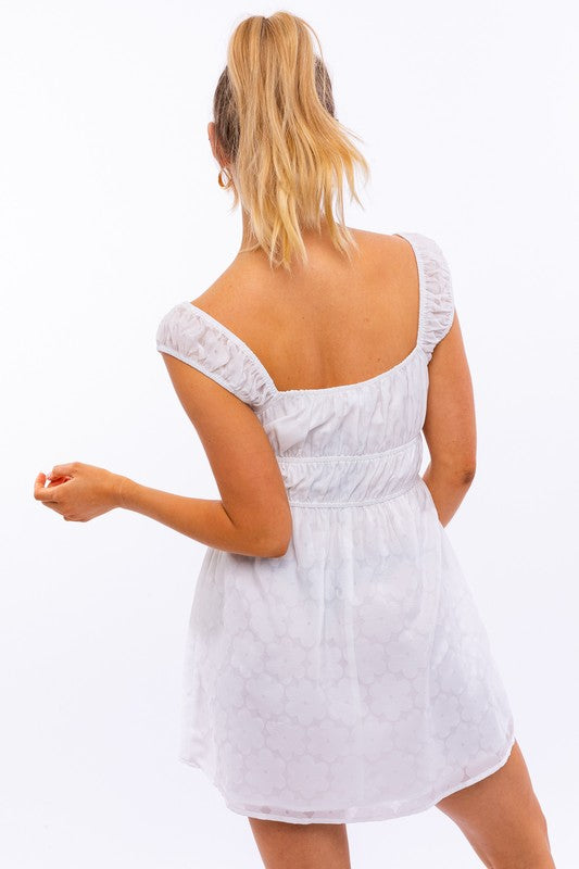 Le Lis Cap Sleeve Organza Dress