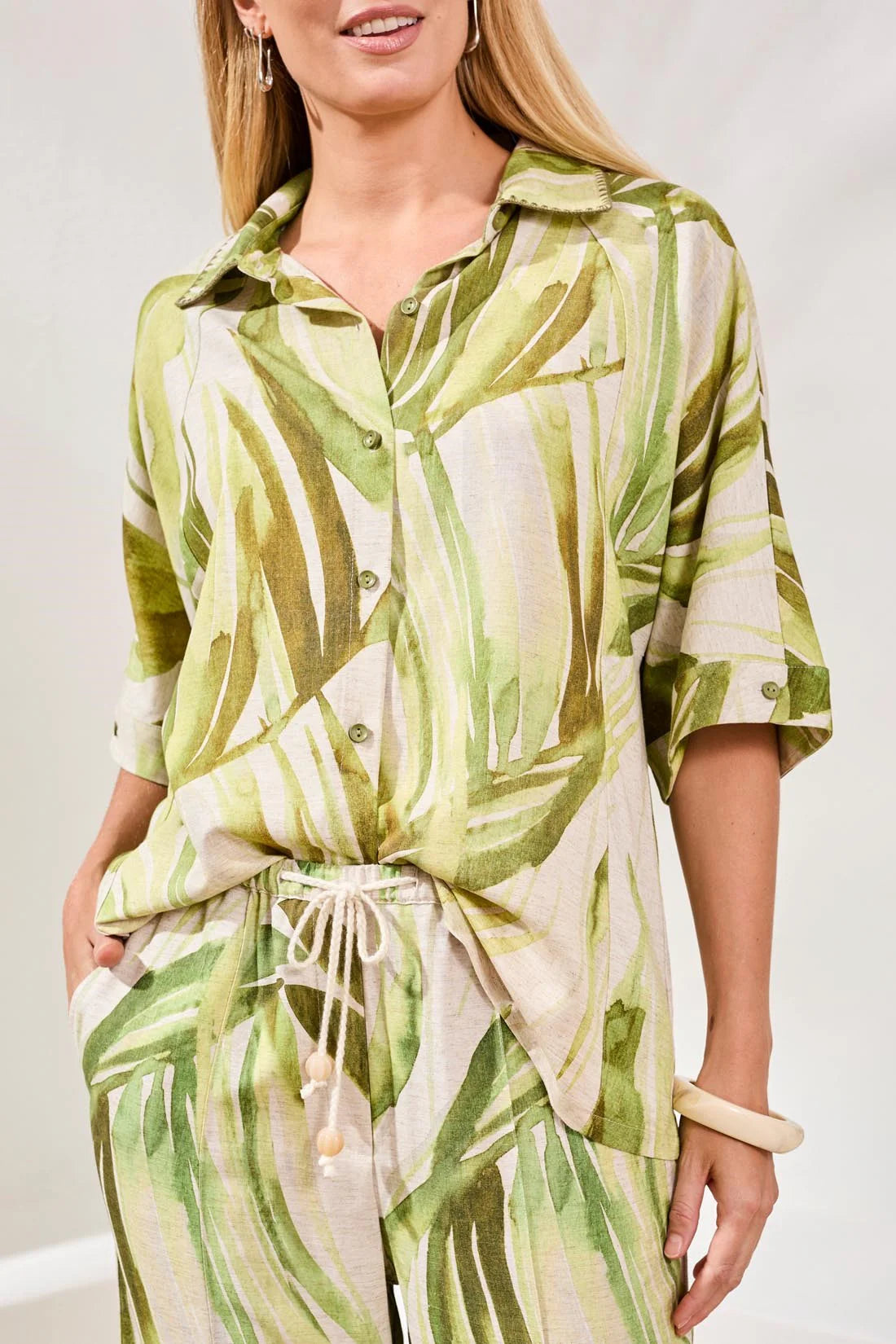 Linen Elbow Sleeve Button Down